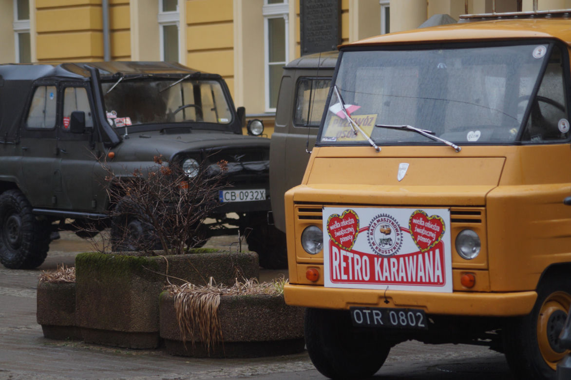 Retro Karawana dla WOŚP. Wyjątkowa parada ulicami Bydgoszczy! [ZDJĘCIA]
