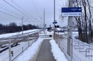 Tragedia na torach w Krakowie. Nastolatek nie miał szans w starciu z pociągiem