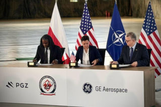 Polski hub dla śmigłowców Apache. Dęblin kluczowym ośrodkiem serwisowym w Europie