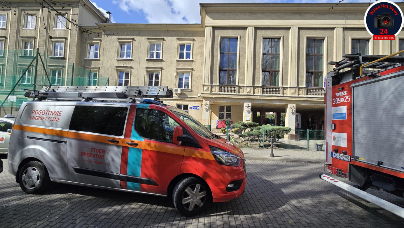 Dziwny incydent w szkole na Mokotowie. Rozgrzana do 400 st. C substancja i pilna ewakuacja szkoły