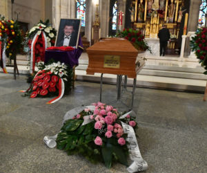 	Pogrzeb Krzysztofa Krawczyka. Nabożeństwo żałobne w łódzkiej archikatedrze