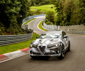 Alfa Romeo Stelvio Quadrifoglio na torze Nurburgring