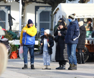 Piasek parkuje na miejscu dla niepełnosprawnych