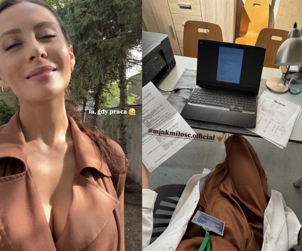 Dominika Sakowicz uśmiecha się na planie. Obok zdjęcie biurka z plakietką szpitala. O nowej pracy w SE Superseriale.