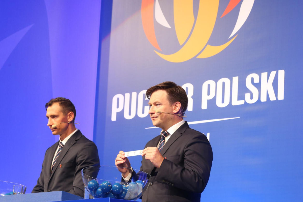 PZPN się odmłodził. Co za przemiana prezesa Kuleszy i sekretarza Wachowskiego!
