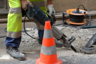 Utrudnienia na ulicach Warszawy. Te miejsca w weekend lepiej omijać