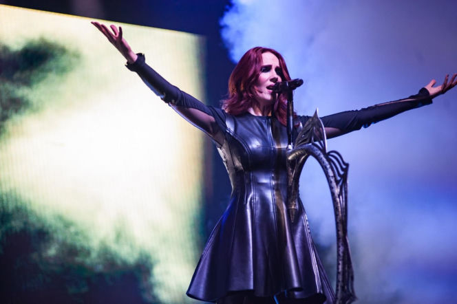 Misternie zaplanowane wizualne widowisko – Epica, Amaranthe i Charlotte Wessels zagrali w Warszawie [RELACJA]