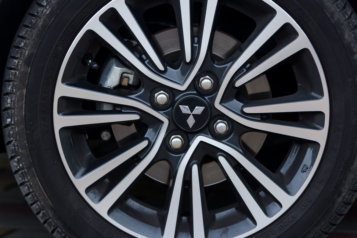 Mitsubishi Space Star 1.2 MIVEC Intense
