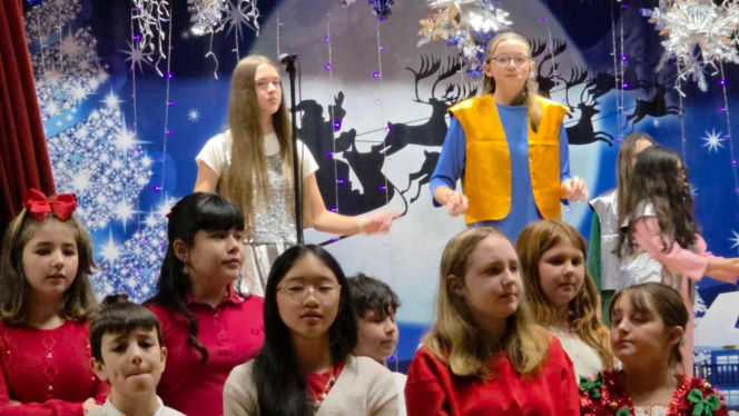 Świąteczne show w Akademii Katolickiej św. Stanisława Kostki