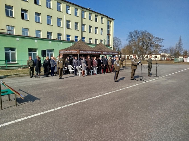 Chorągiew dla Ośrodka WOT