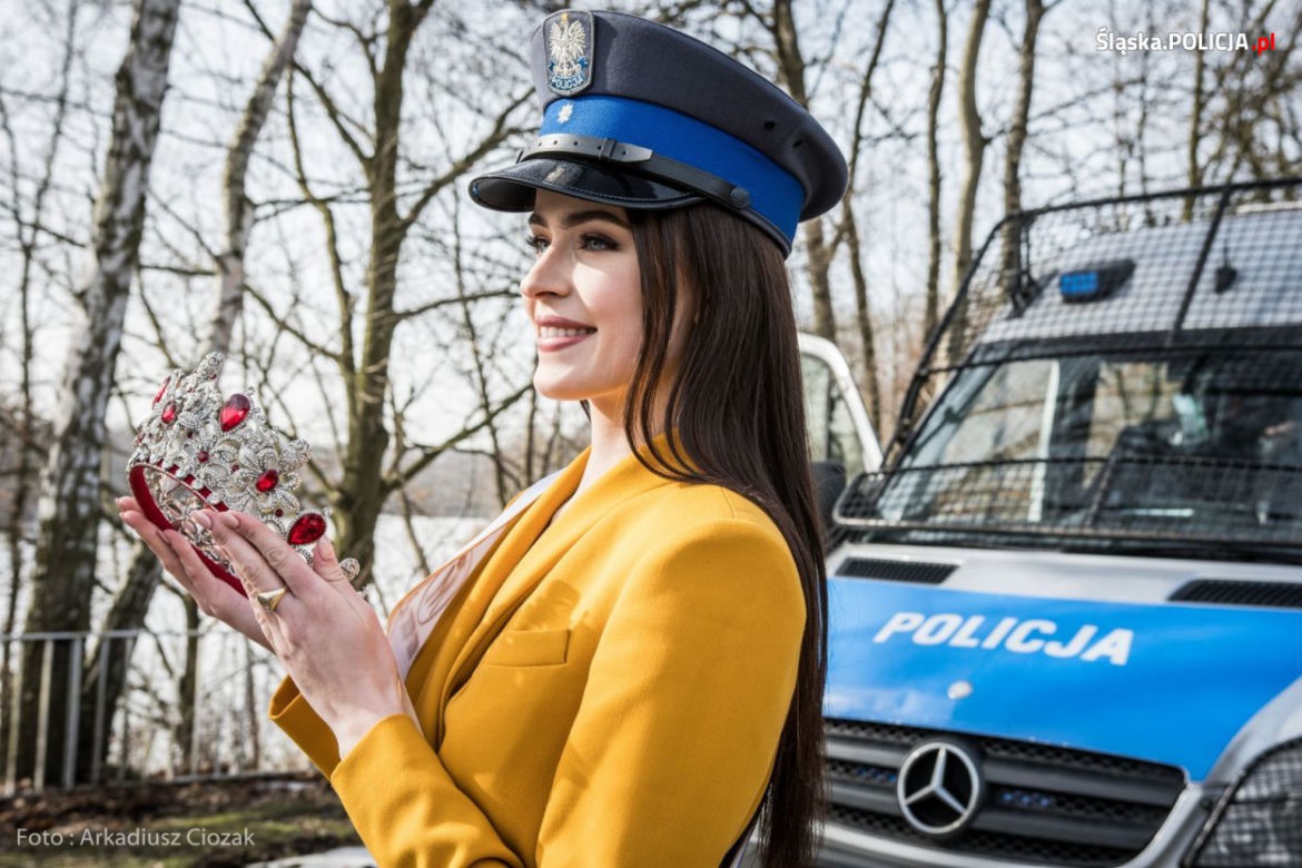 Miss Polski z Katowic wstąpiła na jeden dzień do policji. Anna Maria-Jaromin wzięła udział w teście sprawnościowym