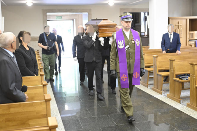 Młody policjant zginął w potwornym wypadku. Pogrzeb Kacpra Mierzejewskiego