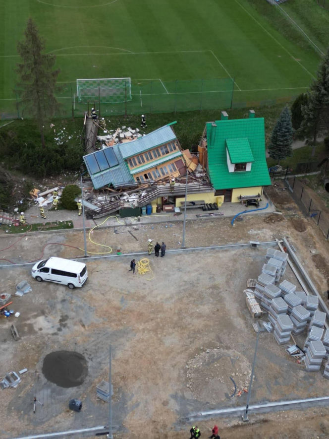 Budynek LKS Lubań Maniowy legł w gruzach