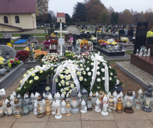 Grób Natalki z Głowaczowej. Zamordował ją młodszy brat