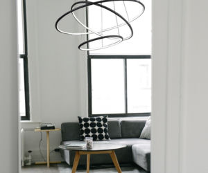 Modne lampy metalowe