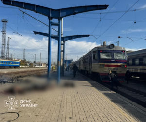 13 osób zginęło w rosyjskim ataku na dworzec kolejowy w mieście Dniepr