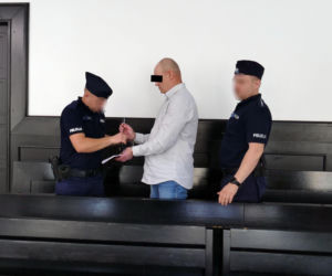 Złapał za nóż i sześć razy dźgnął Tomka