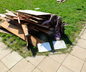 Trąba powietrzna przeszła przez schronisko dla psów. Psiakom na szczęście nic się nie stało, straty materialne są niestety duże