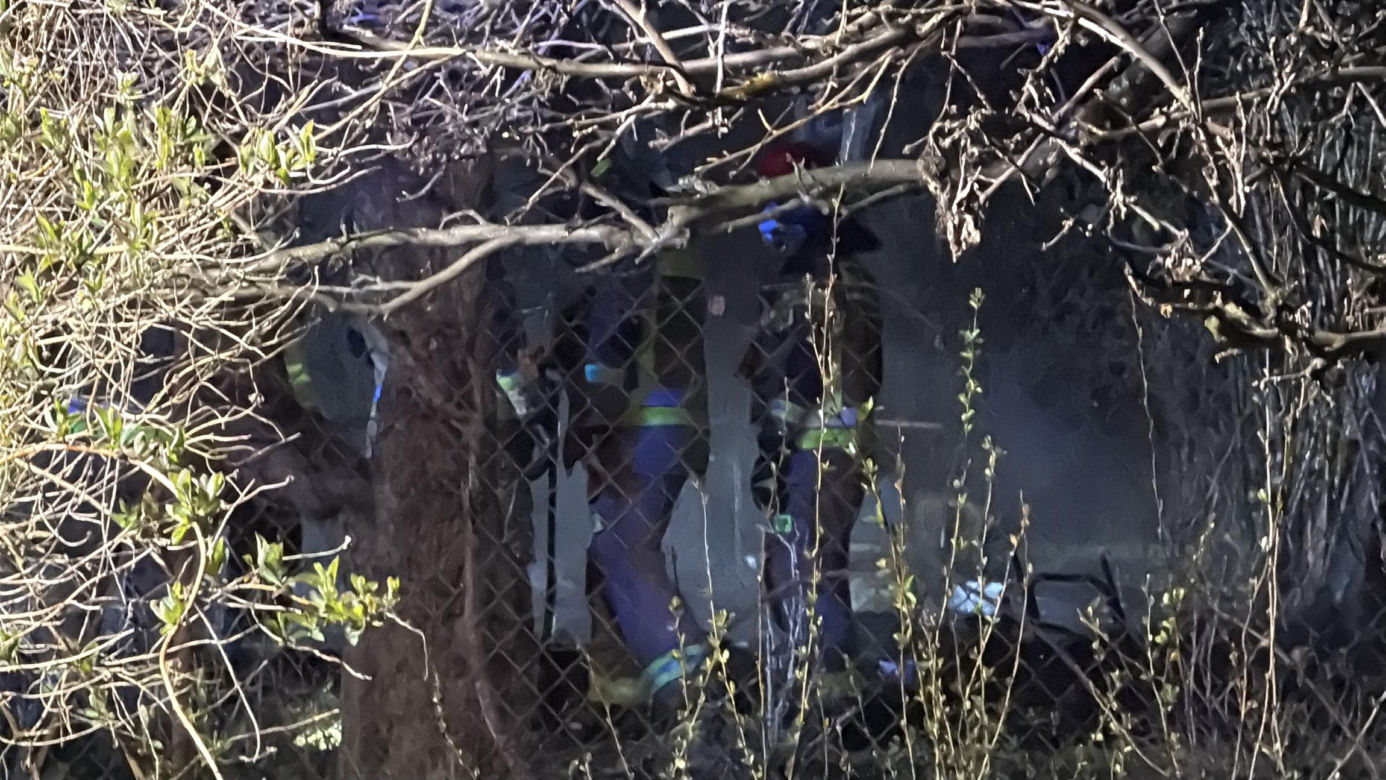 Tragedia na terenie ogródków działkowych. Altanka stanęła w ogniu. W srodku znaleźli zwęglone ciało