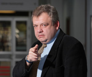 Religa chce zostać senatorem