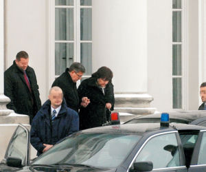 Przywieźli Komorowskiej pianino do pałacu