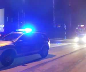 Kraków: Poteżny pożar archiwum Urzędu Miasta. Płoną dwie duże hale przy ulicy Na Załęczu. Akcja trwa [ZDJĘCIA]