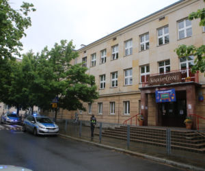 Alarmy bombowe w warszawskich szkołach