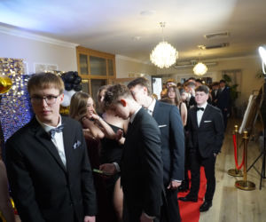 Studniówka pełna blasku i emocji! Tak bawili się maturzyści II LO w Bydgoszczy [ZDJĘCIA]