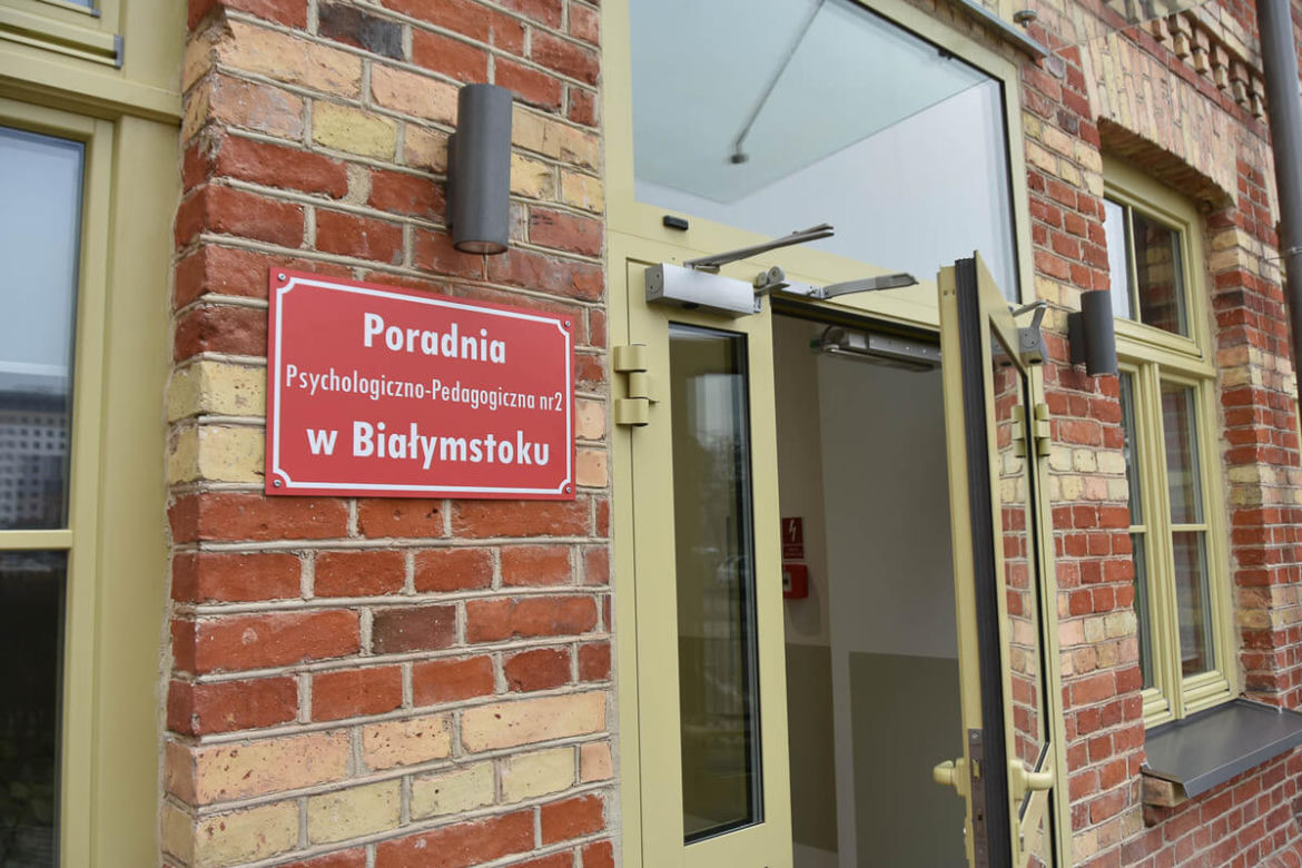 Budynek przy Mazowieckiej 35 przeszedł metamorfozę. Tak wygląda teraz [ZDJĘCIA]