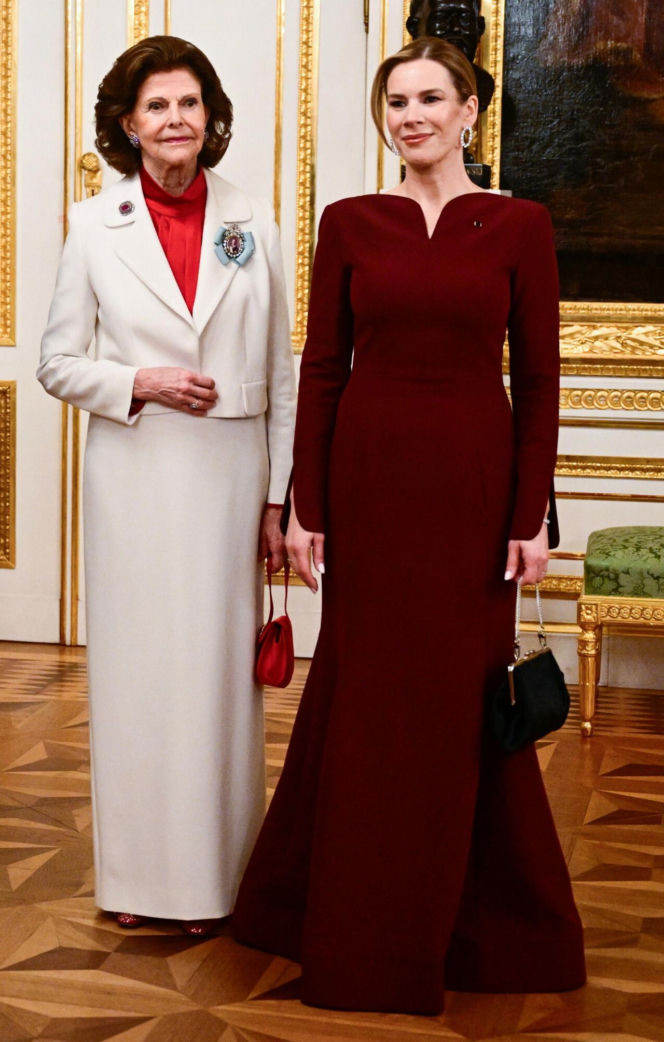 Marta Nawrocka w czerwieni