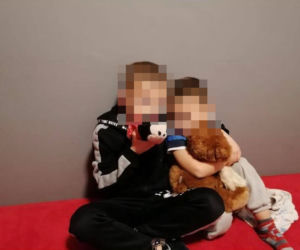 Karolina nie odprowadzi synów do szkoły. Zginęła z rąk męża! Chłopcy zostali sami
