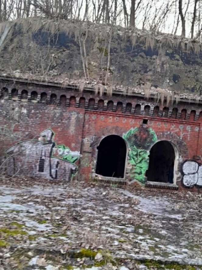 Dewastacja Fortu XI w Toruniu