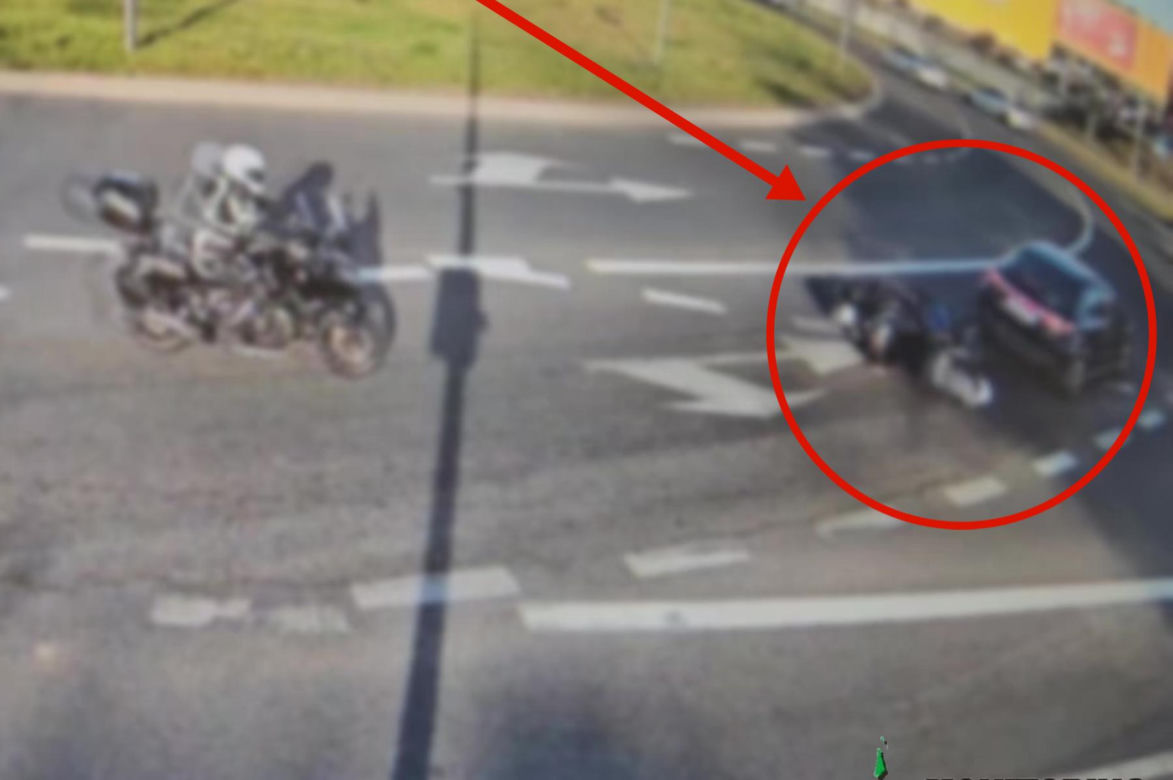 Zderzenie samochodu i motocykla
