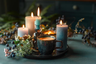 To genialny trik na nierówno palącą się świeczkę. Wystarczy jeden produkt, który masz w kuchni