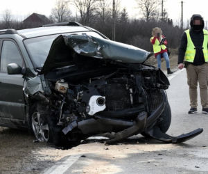 MAKABRYCZNY wypadek w Rudniku Kolonii. 71-latek ZGINĄŁ na miejscu [ZDJĘCIA]