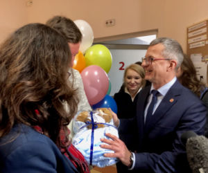 Zgodnie z zapowiedzią dyrekcji Uniwersyteckiego Centrum Klinicznego mały Józio otrzyma honorowy tytuł ostatniego Gdańszczanina urodzonego w Szpitalu „Kliniczna”.