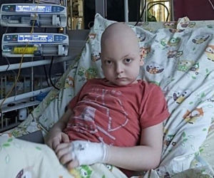 Rak zabija rodzinę. Uśmiercił tatę, a teraz trawi małego Wiktorka