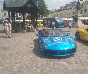 Najnowsze sportowe samochody na rzeszowskim Rynku