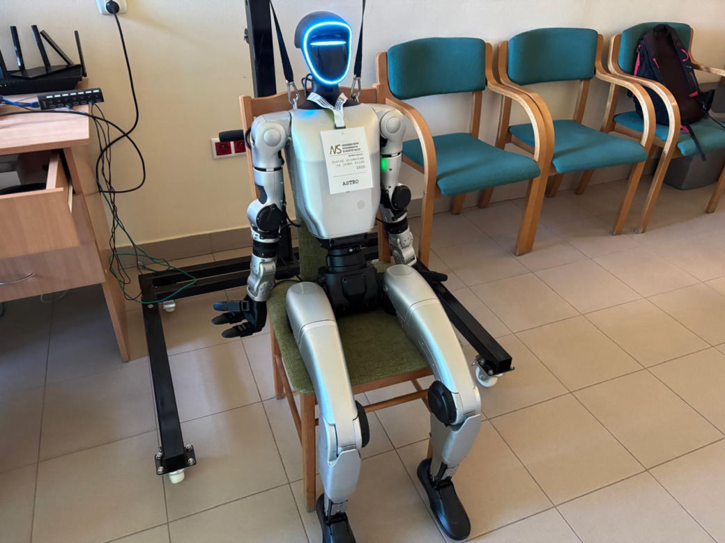 Robot humanoidalny nowosądeckiej ANS