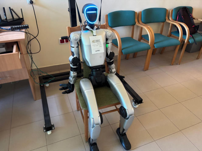 Robot humanoidalny nowosądeckiej ANS