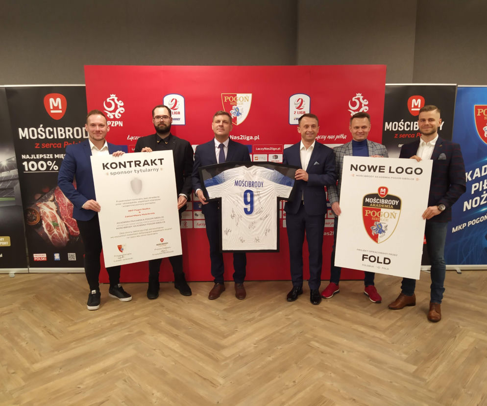 Akademia Piłkarska Pogoni Siedlce ma nowego sponsora tytularnego - firmę Mościbrody! 