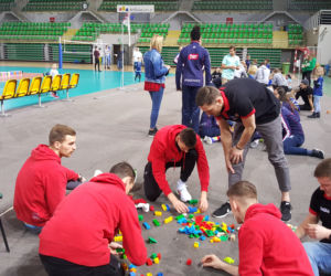 Bydgoscy sportowcy pomagają chorym dzieciom 