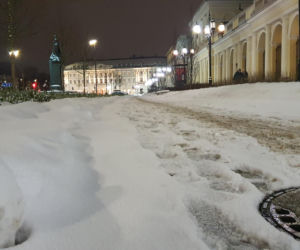 Zimowe utrudnienia w Warszawie