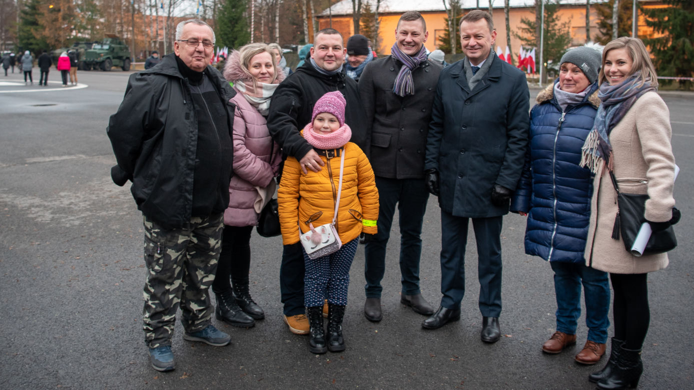 Olsztyn. Ponad 400 żołnierzy złożyło przysięgę. W uroczystości wziął udział szef MON [ZDJĘCIA]