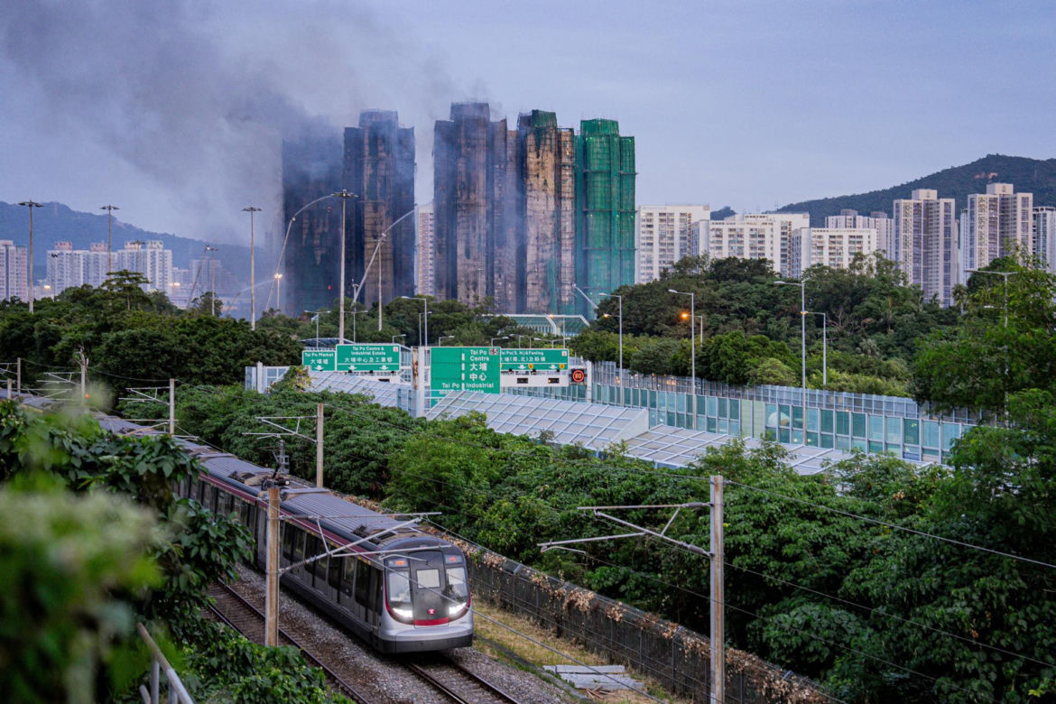 Hongkong / Pożar wieżowców. Liczba ofiar wzrosła już do 44.