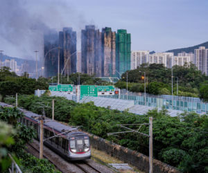 Hongkong / Pożar wieżowców. Liczba ofiar wzrosła już do 44.