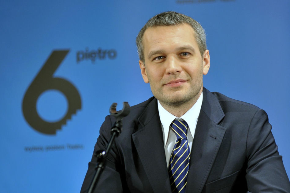 Od Wiedźmina do jednego z najpopularniejszych aktorów. Tak zmieniał się Michał Żebrowski