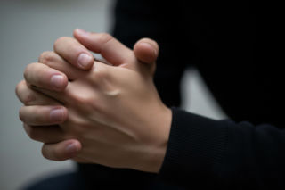 Brutalny napad na 80-latkę w Gorzowie. Kto pomógł schwytać bezwzględnego sprawcę?