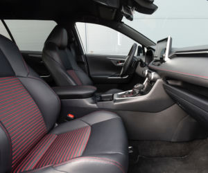 Suzuki Across Plug-in Hybrid i-AWD e-CVT Elegance