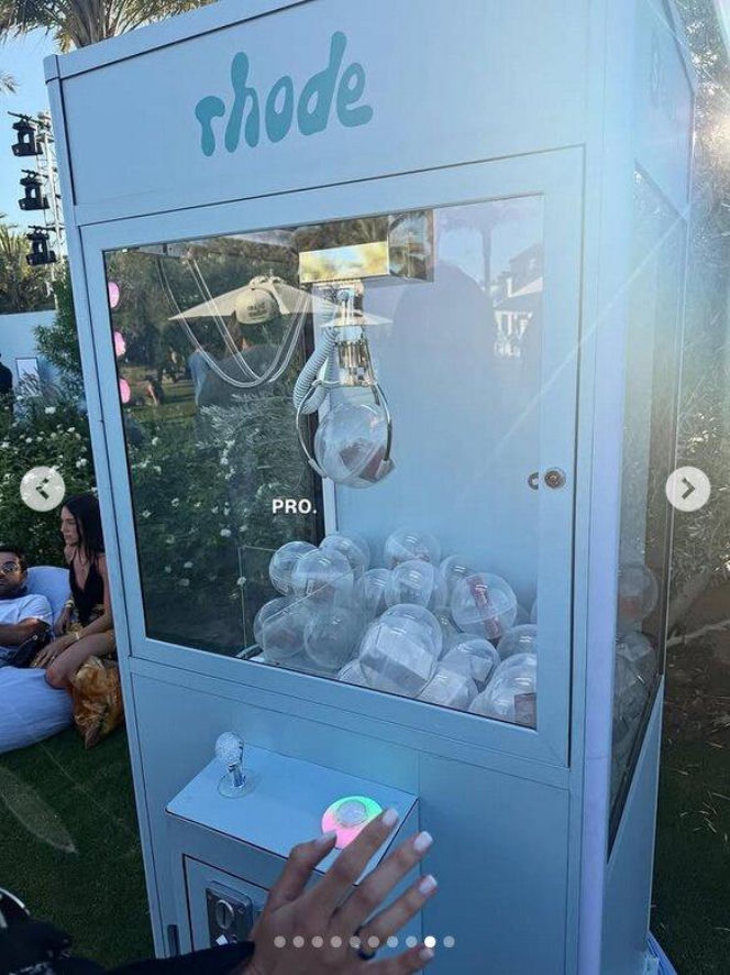 Sara Boruc z córką na Coachelli. Trudno rozróżnić, która jest starsza!